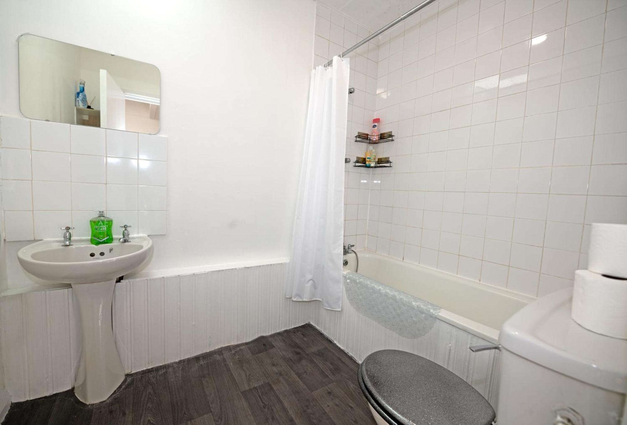 Flat In Clapham Budget Friendly Stay لندن المظهر الخارجي الصورة